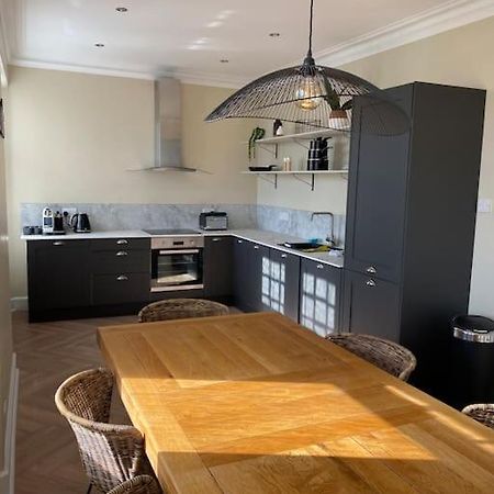 Frasers Apartment Голспи Екстериор снимка